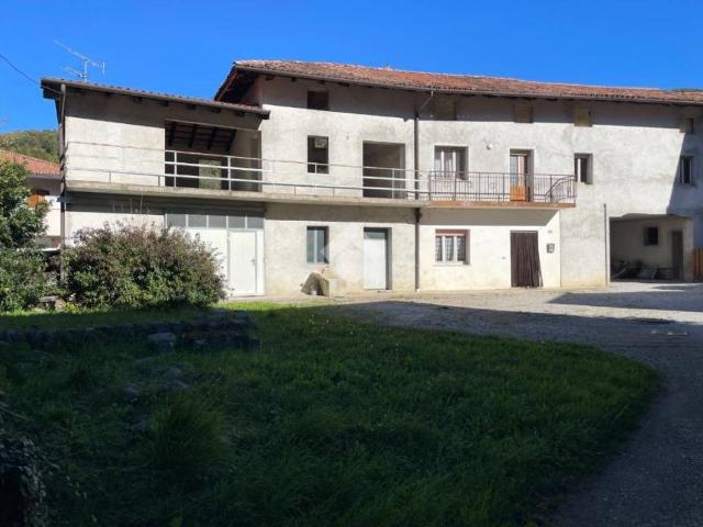 Rustico in vendita a Attimis, Friuli-Venezia Giulia