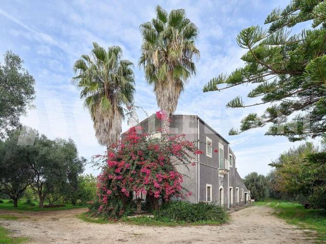 Rustico in vendita a Augusta, Sicilia