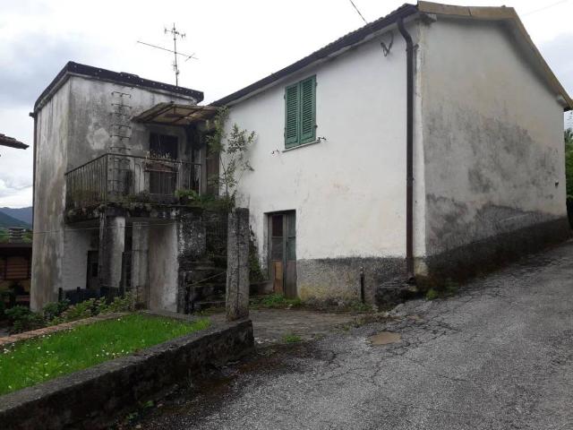 Rustico in vendita a Unione di comuni Montana Lunigiana, Aulla