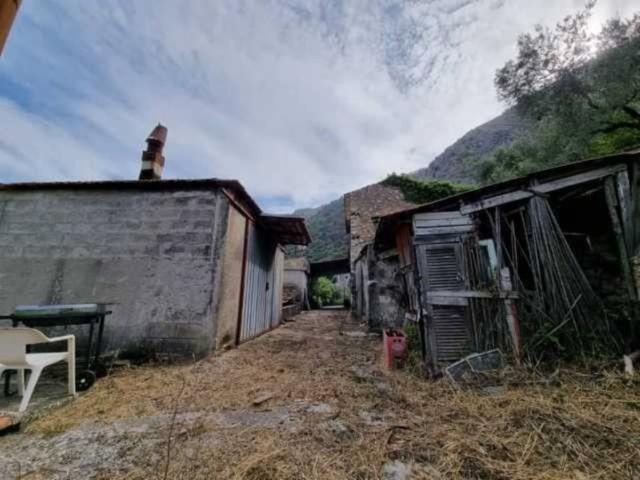 Rustico in vendita a Ausonia, Lazio