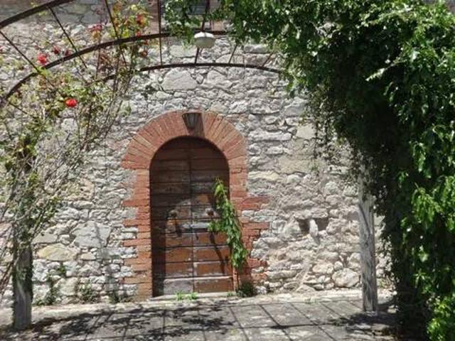 Rustico in vendita a Avigliano Umbro, Umbria
