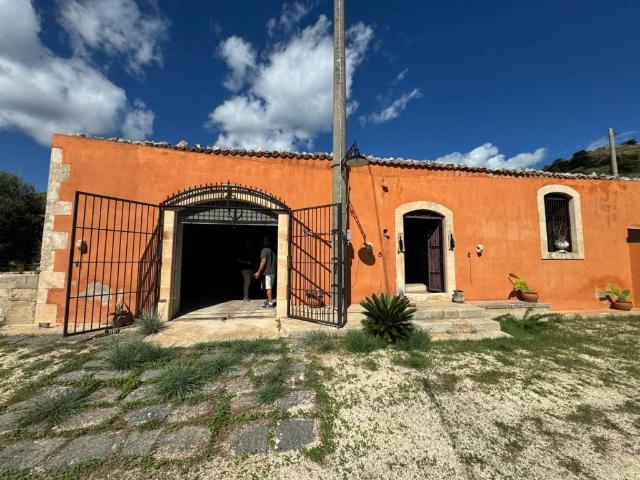 Rustico in vendita a Avola, Sicilia