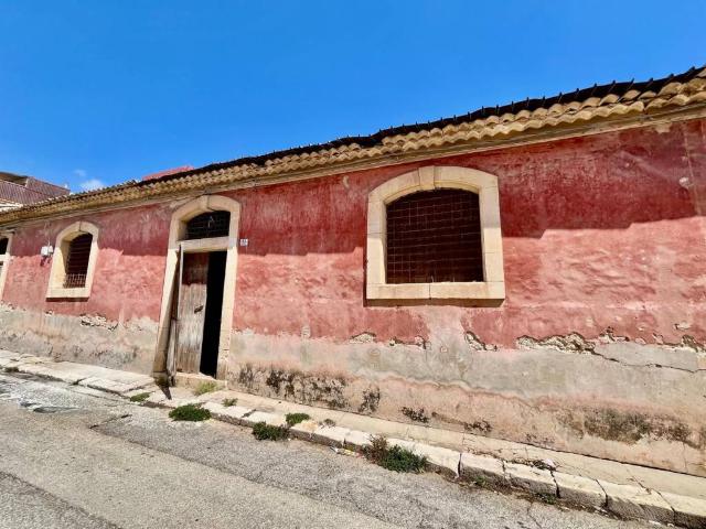 Rustico in vendita a Avola, Sicilia