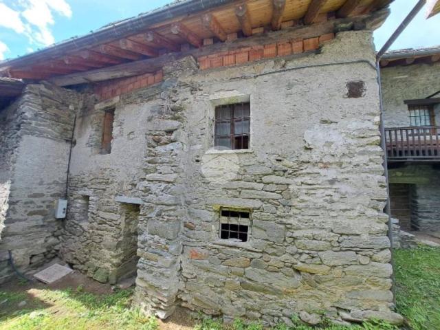 Rustico in vendita a Aymavilles, Aosta