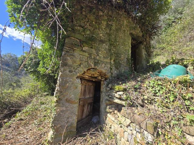 Rustico in vendita a Badalucco, Liguria