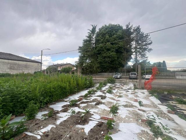 Rustico in vendita a Badia Pavese, Lombardia