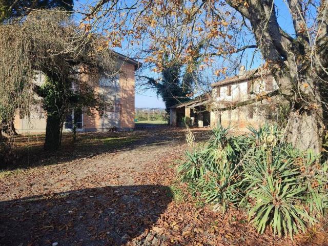 Rustico in vendita a Unione dei comuni della Bassa Romagna, Bagnacavallo