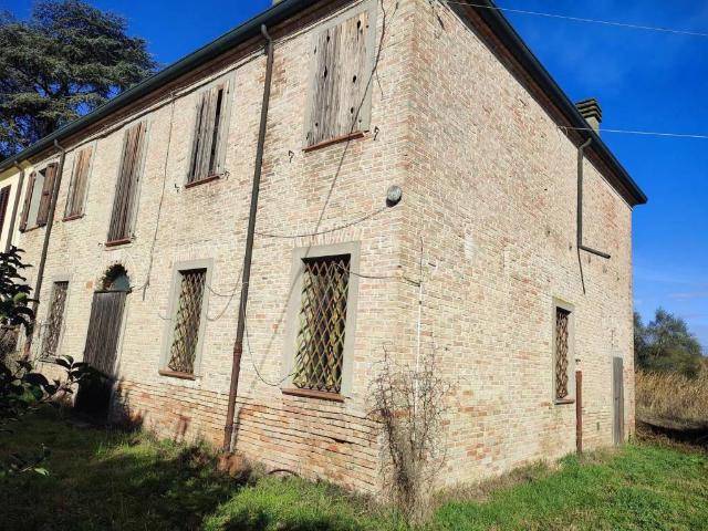 Rustico in vendita a Unione dei comuni della Bassa Romagna, Bagnacavallo