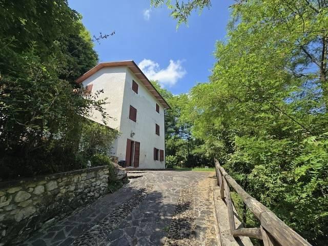 Rustico in vendita a Unione dei comuni Media Valle del Serchio, Ponte A Serraglio