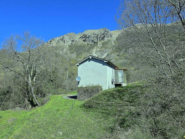 Rustico in vendita a Unione dei comuni Media Valle del Serchio, Toscana