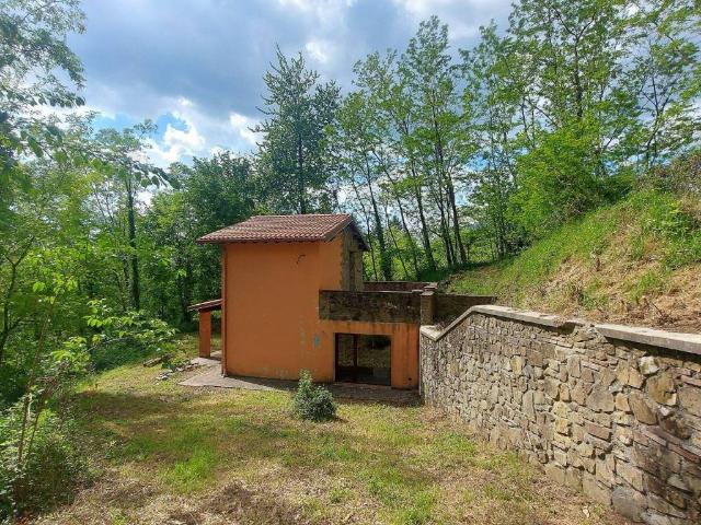 Rustico in vendita a Unione dei comuni Media Valle del Serchio, Casabasciana
