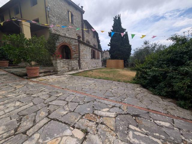 Rustico in vendita a Le Case, Bagno A Ripoli