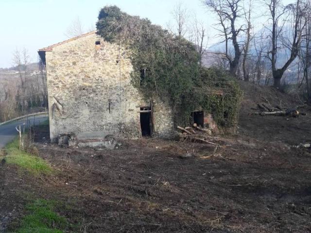 Rustico in vendita a Unione di comuni Montana Lunigiana, Bagnone