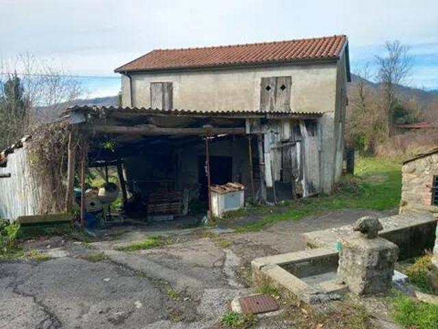 Rustico in vendita a Unione di comuni Montana Lunigiana, Bagnone