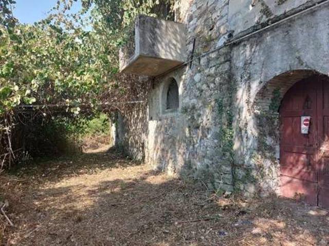 Rustico in vendita a Unione di comuni Montana Lunigiana, Bagnone