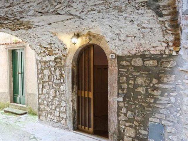 Rustico in vendita a Unione di comuni Montana Lunigiana, Bagnone