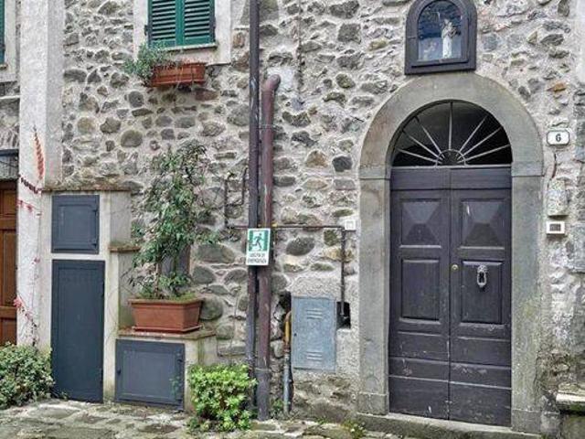 Rustico in vendita a Unione di comuni Montana Lunigiana, Bagnone