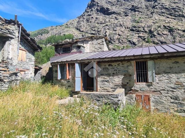 Rustico in vendita a Unione Montana di Comuni delle Valli di Lanzo, Ceronda e Casternone, Piemonte