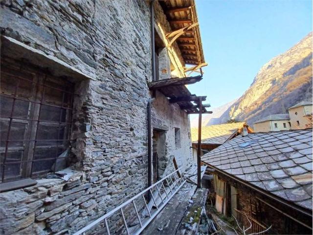 Rustico in vendita a Bard, Aosta