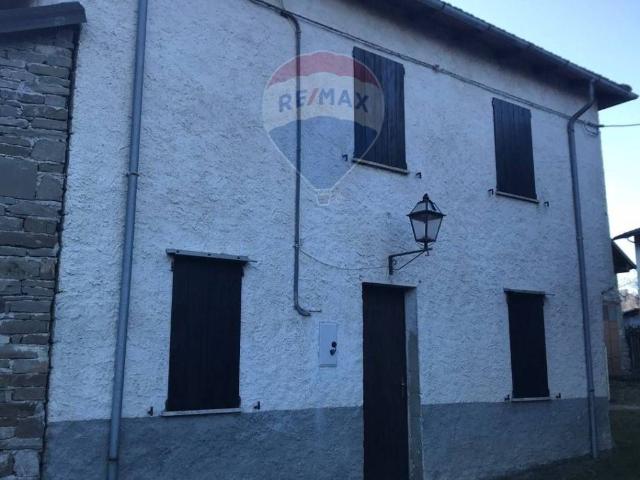 Rustico in vendita a Bardi, Reggio Emilia