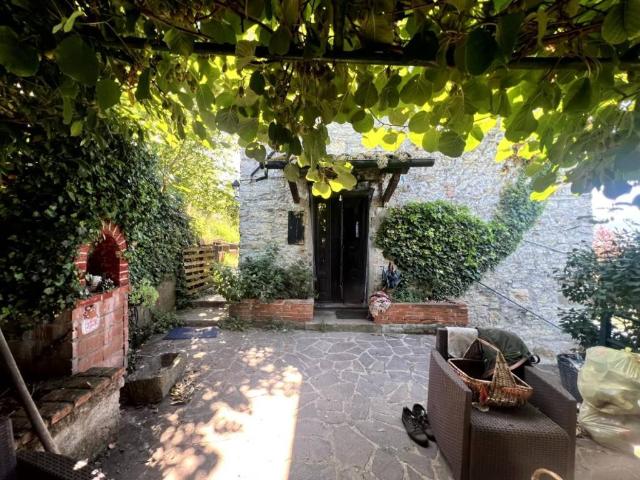Rustico in vendita a Unione dei comuni Media Valle del Serchio, Barga