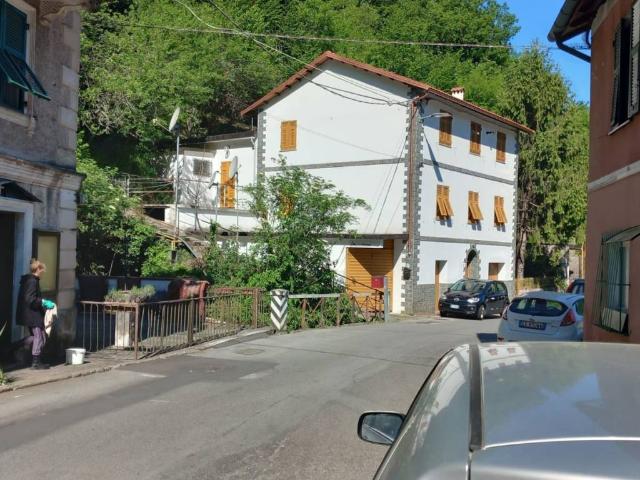 Rustico in vendita a Bargagli, Liguria