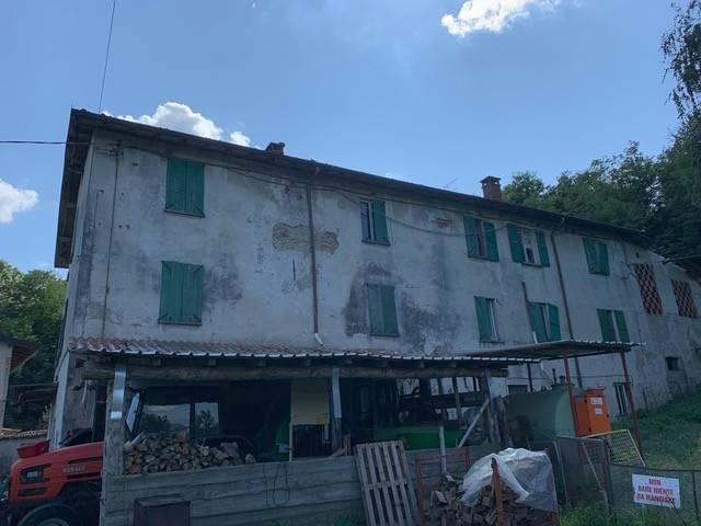 Rustico in vendita a Barzago, Lecco