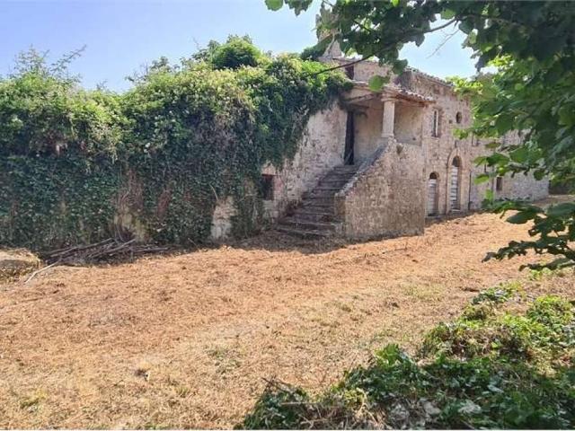 Rustico in vendita a Baschi, Umbria