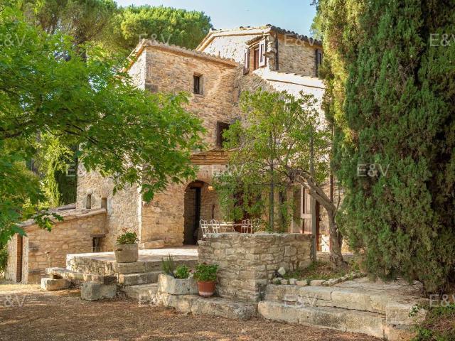 Rustico in vendita a Baschi, Umbria