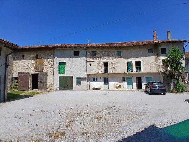 Rustico in vendita a Basiliano, Friuli-Venezia Giulia