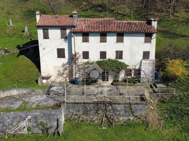 Rustico in vendita a Bassano Del Grappa, Veneto