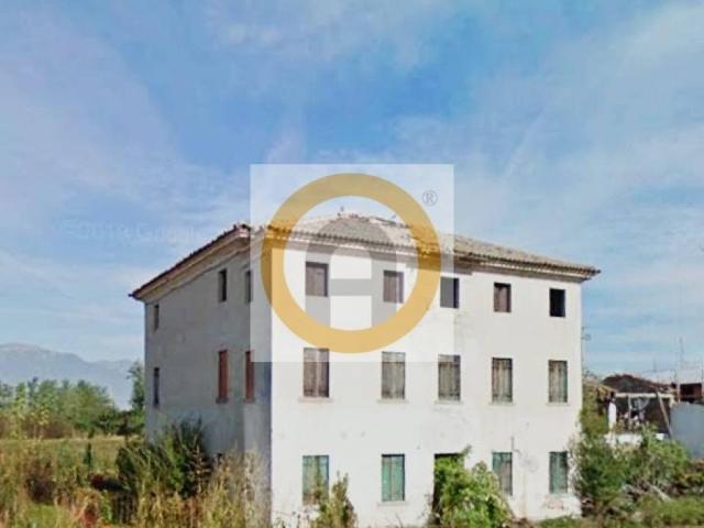 Rustico in vendita a Pilastroni, Bassano Del Grappa