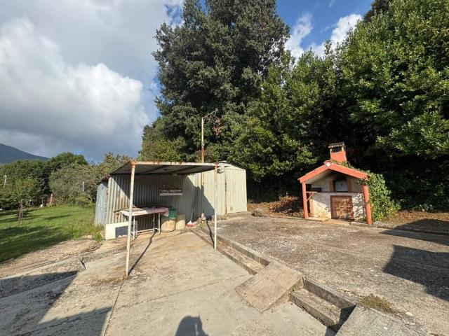 Rustico in vendita a Bassiano, Lazio