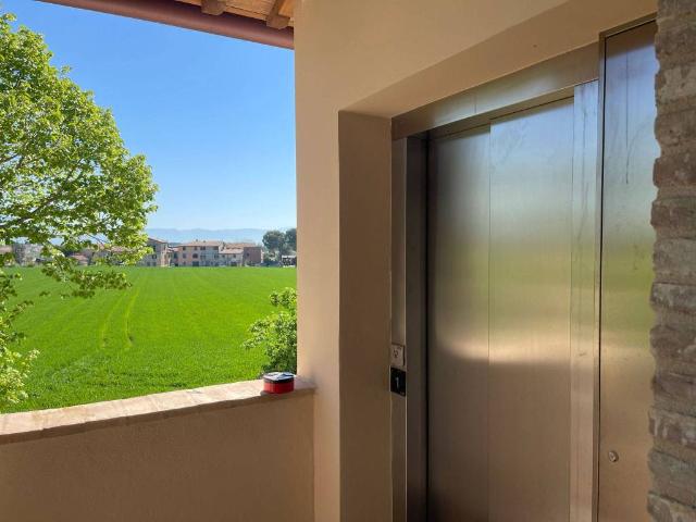 Rustico in vendita a Bastia Umbra, Umbria