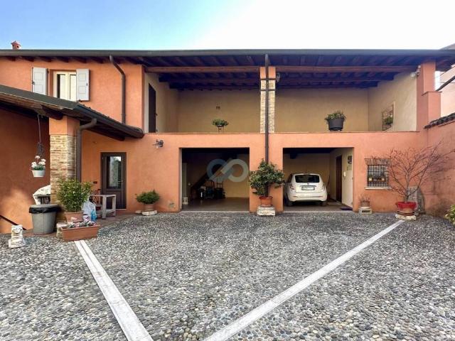 Rustico in vendita a Via Larga, Bedizzole