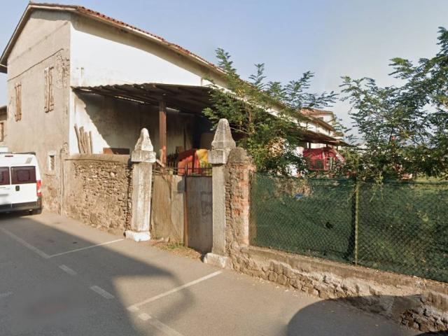Rustico in vendita a Bedizzole, Lombardia