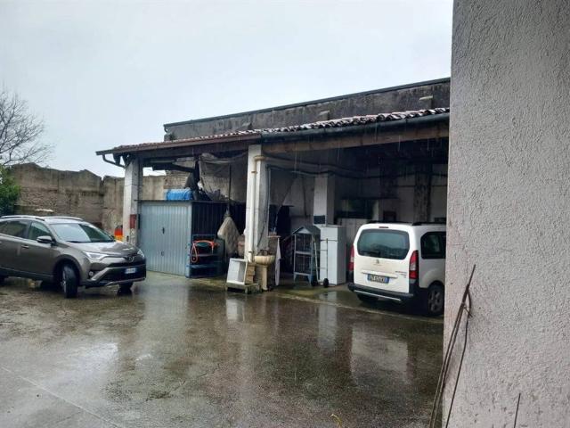Rustico in vendita a Bedizzole, Lombardia