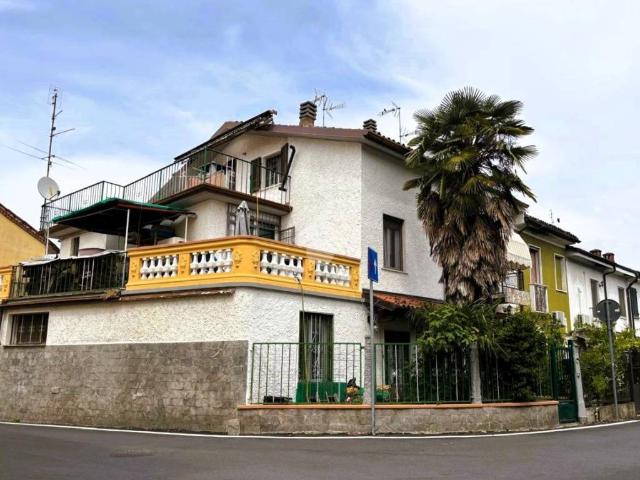 Rustico in vendita a Belgioioso, Lombardia
