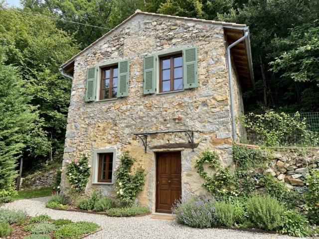 Rustico in vendita a Rivalba, Bellano