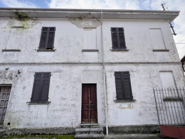 Rustico in vendita a Piemonte, Novara
