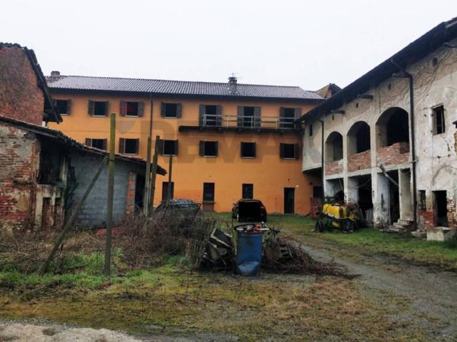 Rustico in vendita a Piemonte, Novara