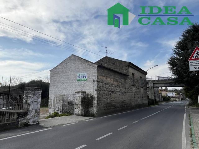 Rustico in vendita a Bellona, Campania