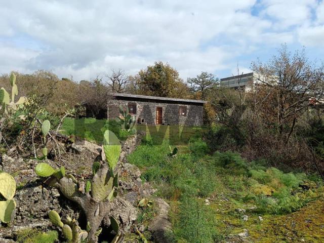Rustico in vendita a Villaggio del Pino, Belpasso