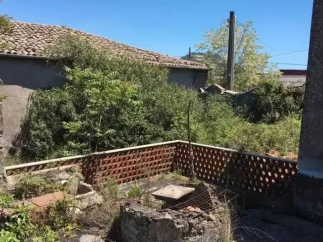 Rustico in vendita a Belpasso, Sicilia