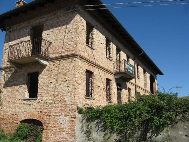 Rustico in vendita a Piemonte, Asti