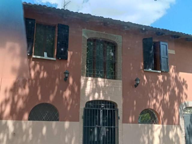 Rustico in vendita a Unione Reno Galliera, Bentivoglio