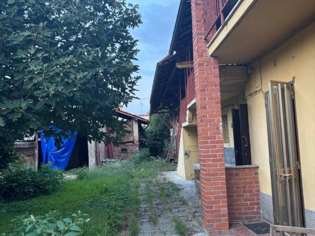 Rustico in vendita a Cascina Roveda, Bereguardo