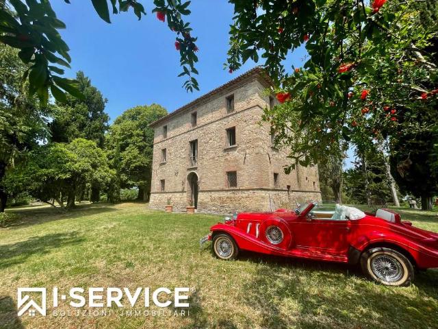 Rustico in vendita a Unione di Comuni della Romagna Forlivese, Bertinoro