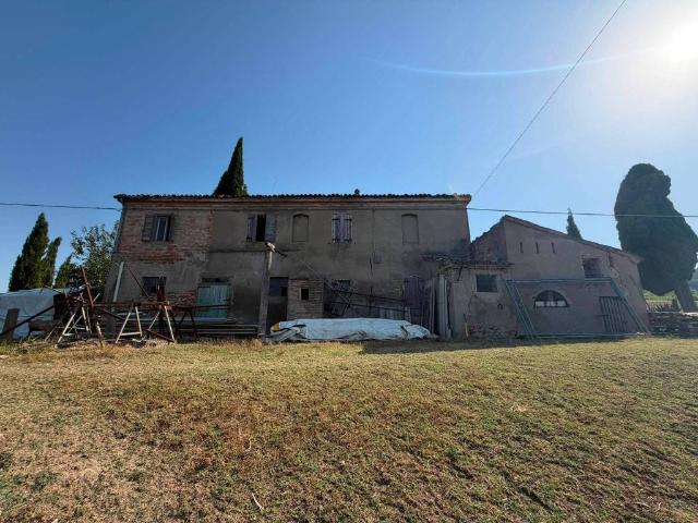 Rustico in vendita a Bertinoro, Forlì-Cesena