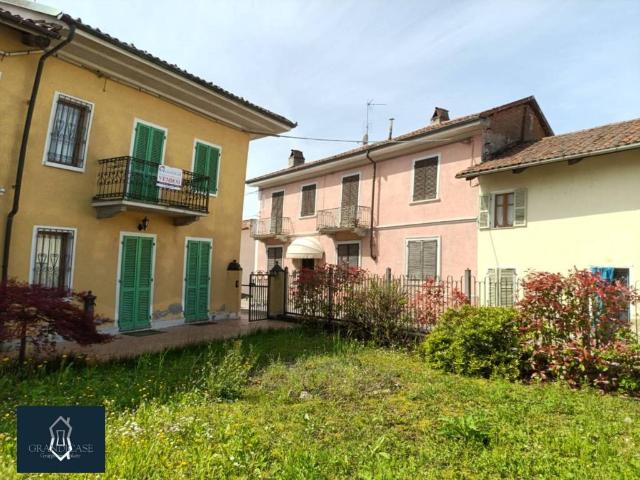 Rustico in vendita a Piemonte, Asti